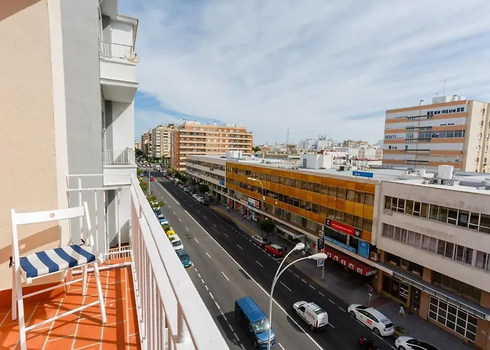 Faro Family By Cadiz4rentals شقة كاديز