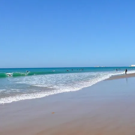 Апартаменты Faro Family By Cadiz4rentals
